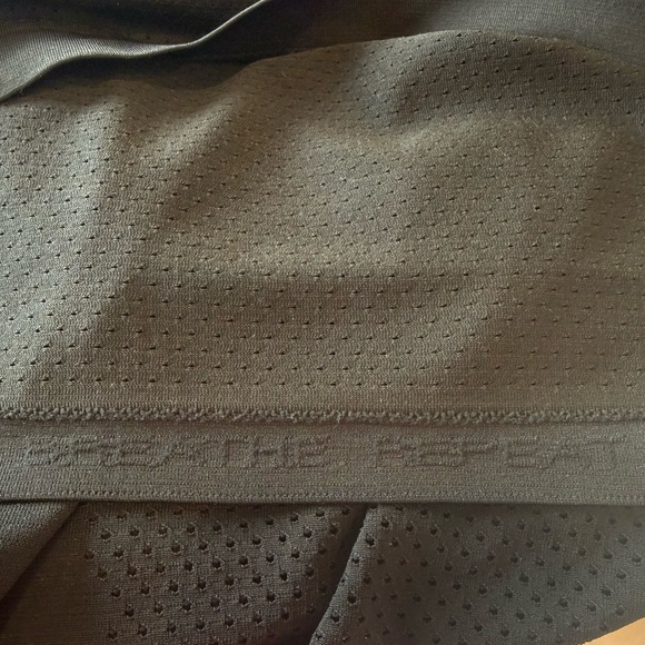 Pristine excellent Lululemon Men’s Metal Vent Tech Breathe Tee Black Size: M - Picture 12 of 12